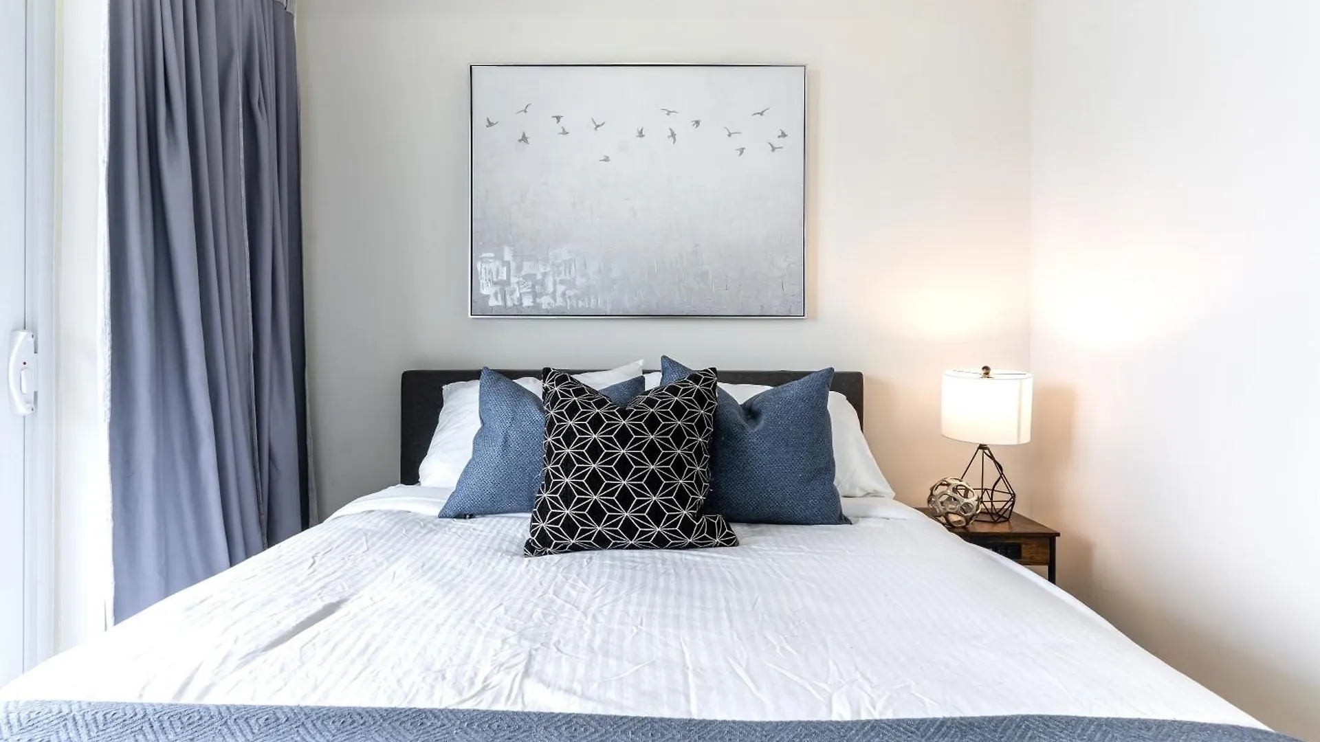 Globalstay Modern Downtown Apartment Toronto 0*,
