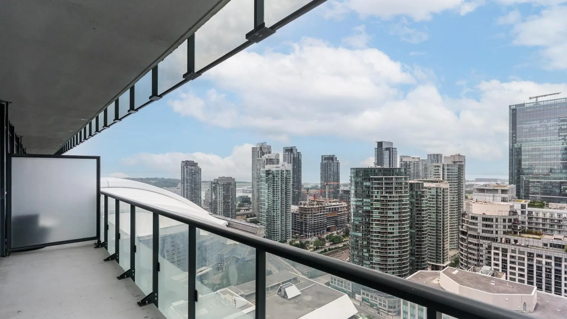 Globalstay Modern Downtown Apartment Toronto
