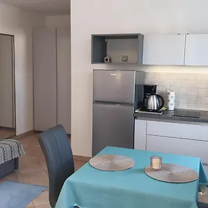 House Maric Appartamento Porec