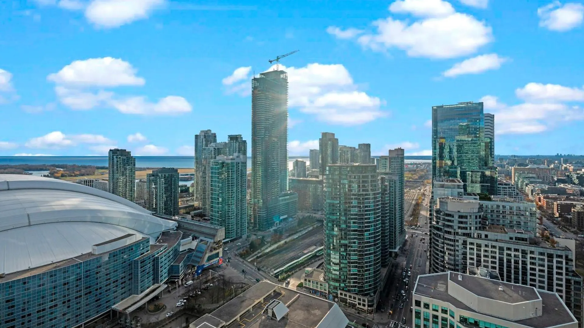 Globalstay Modern Downtown Apartment تورونتو
