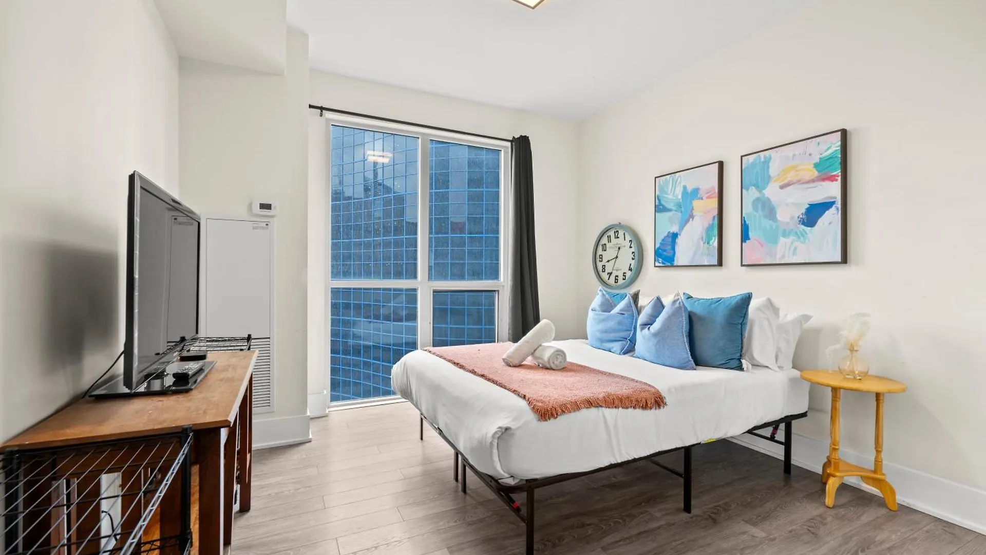 Globalstay Modern Downtown Apartment تورونتو