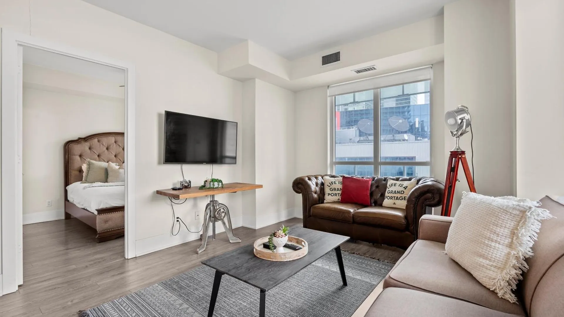 Globalstay Modern Downtown Apartment تورونتو 0*,