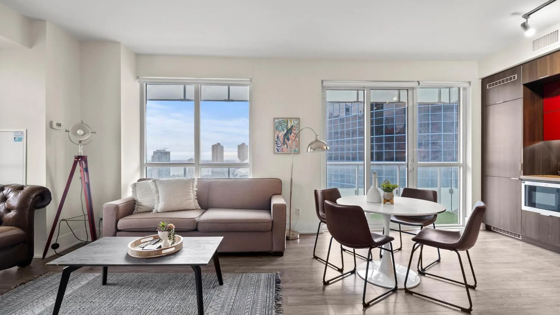 Globalstay Modern Downtown Apartment تورونتو