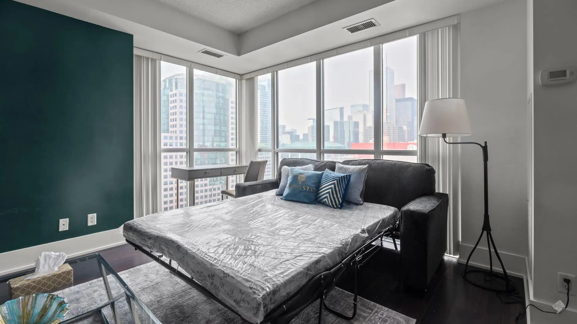 Globalstay Modern Downtown Apartment Toronto 0*,